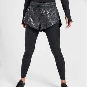 Athleta Rainier 2 in 1 Tight - Legging Combo, Black Leopard Print Size S